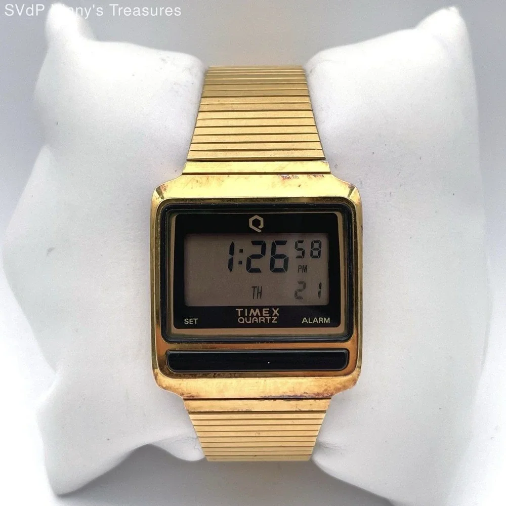 Vintage 80s Timex Men's Quartz Digital Alarm Watch Gold Tone